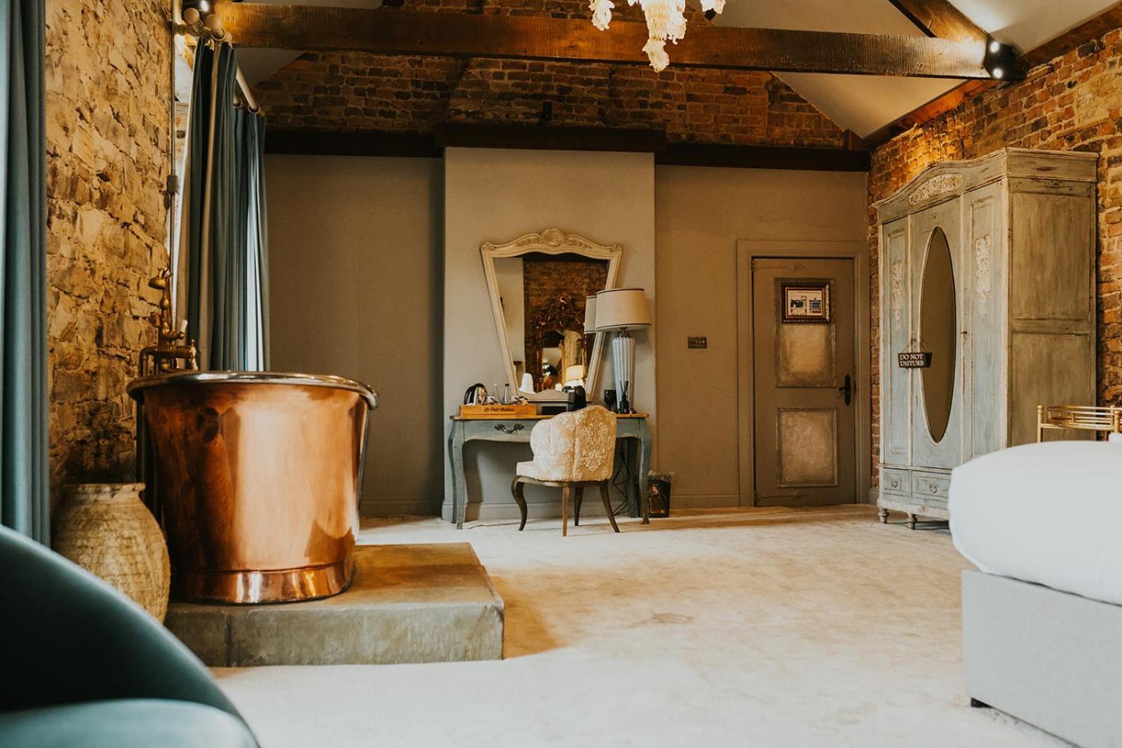 Le Petit Chateau & William de Percy Otterburn Exterior foto